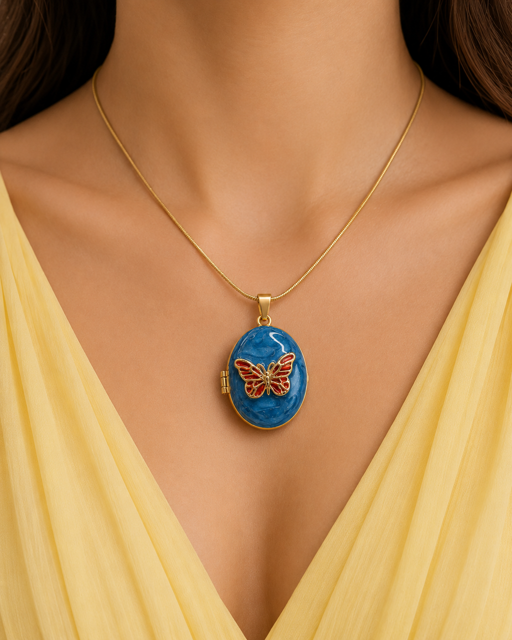 Memoir Charm in Box Chain