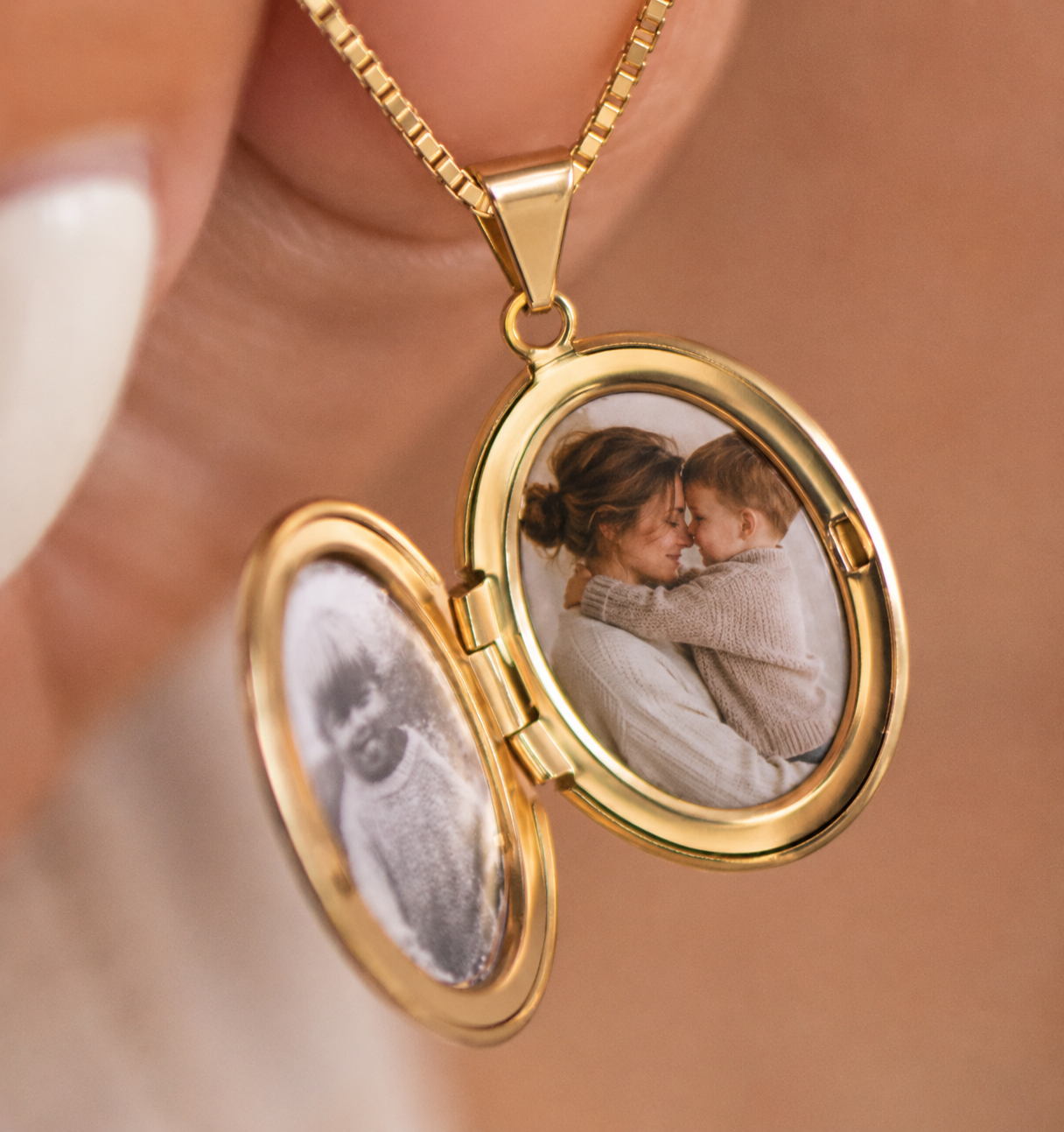 Memoir Charm in Box Chain