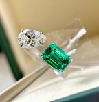 Toi et Moi Ring with Emerald and Tear White stone
